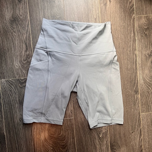 Lululemon Align Short with pockets - Picture 4 of 7